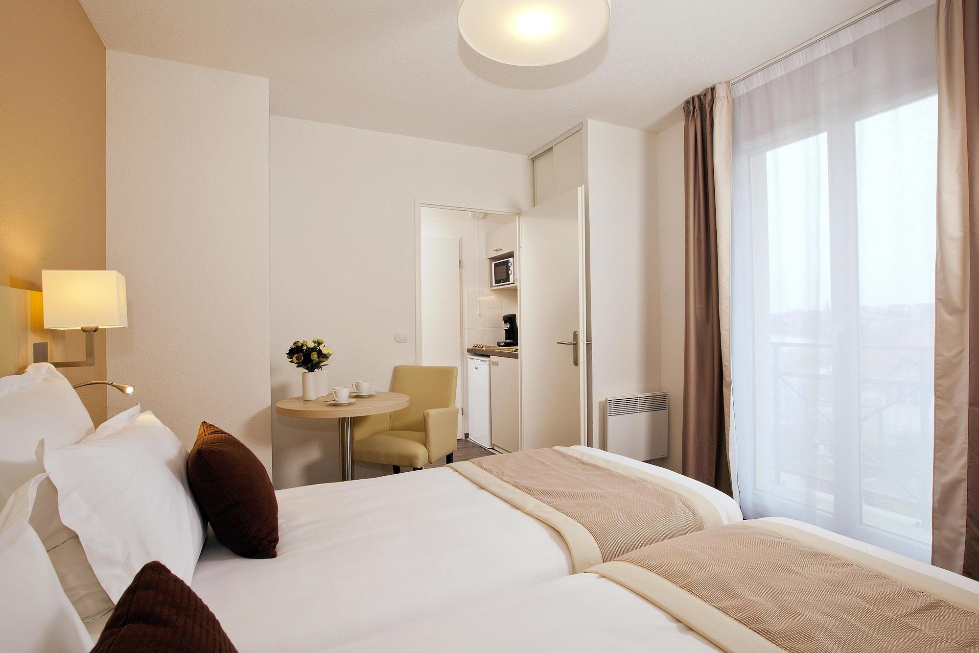 Residhome Neuilly Bords De Marne Ngoại thất bức ảnh